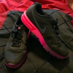 Nike Air Max Sequent | Size 9 Women